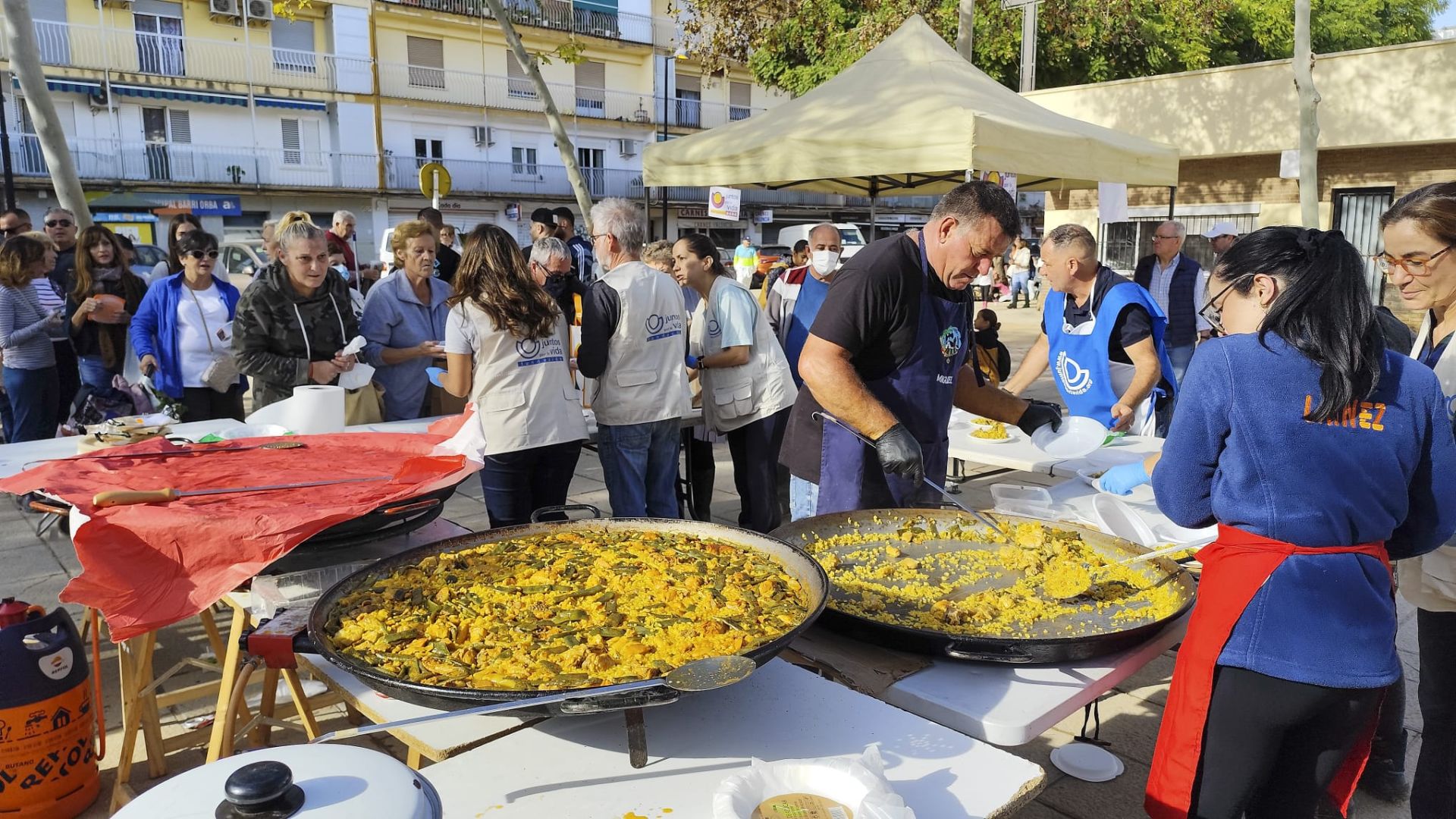 Los voluntarios que han liderado la ayuda a los afectados