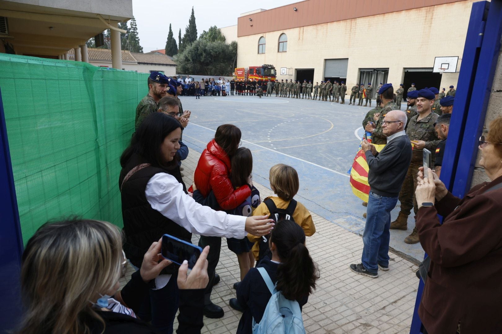 Los niños de Benetússer vuelven al colegio