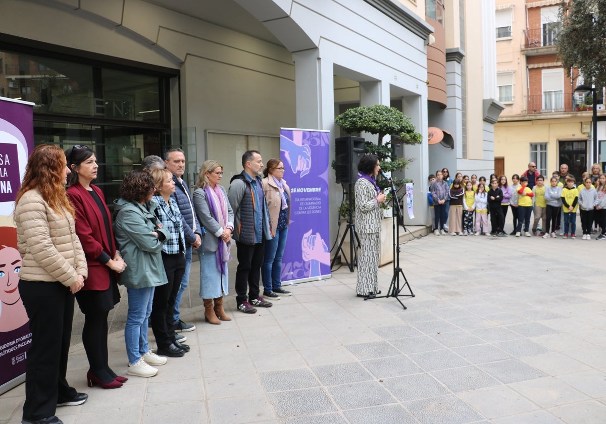 Lectura del manifiesto en Quart de Poblet.