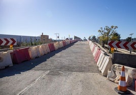 El puente arrasado por la DANA que conectaba Cheste con la A-3 se reabre al tráfico