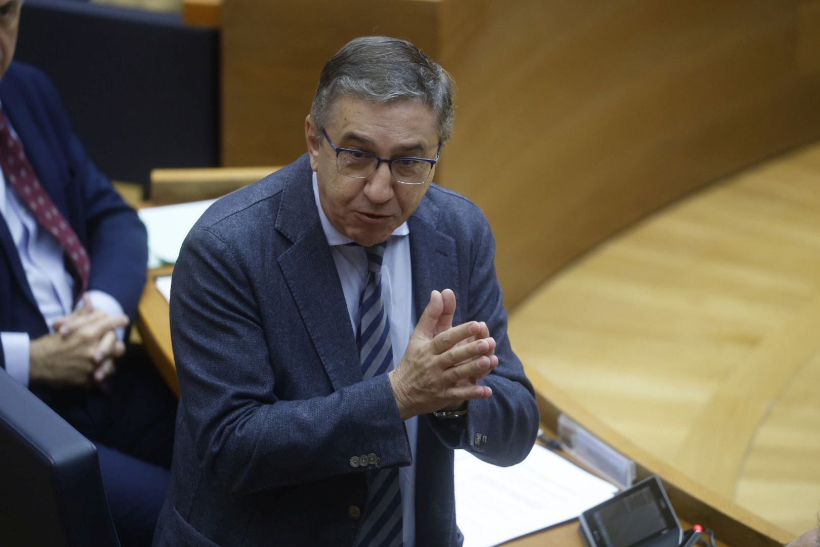 FOTOS | Sesión de control a Mazón en Les Corts