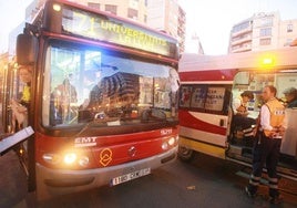 Imagen de archivo de un autobús de la EMT.