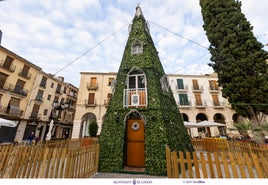 Árbol de Navidad en Gandia.