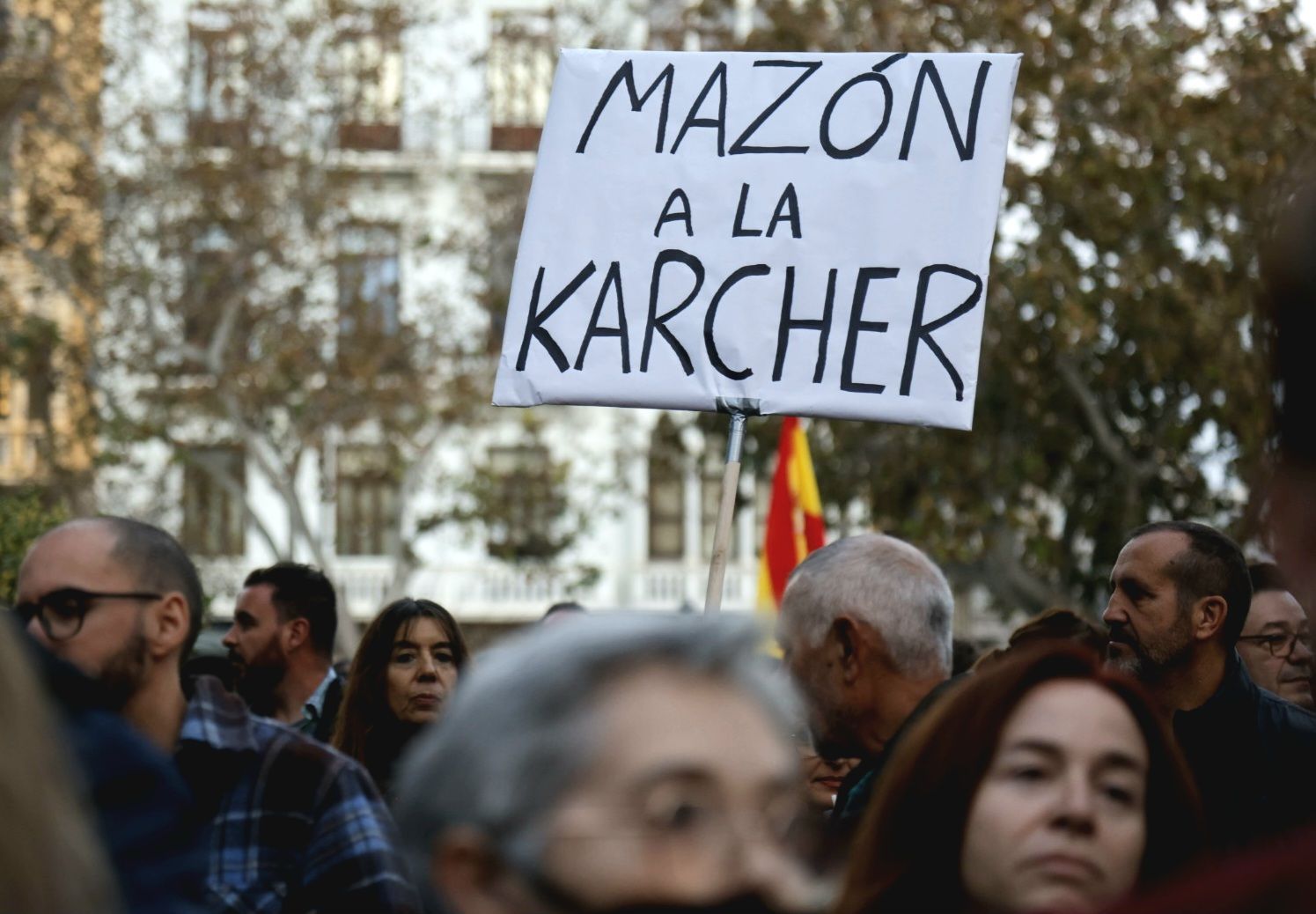 Fotos: Manifestación en Valencia contra la gestión política de la DANA