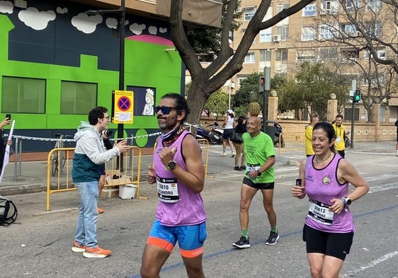 FOTOS: El kilómetro 30 del Maratón de Valencia