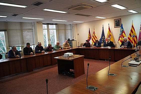 Reunión con la CHJ.