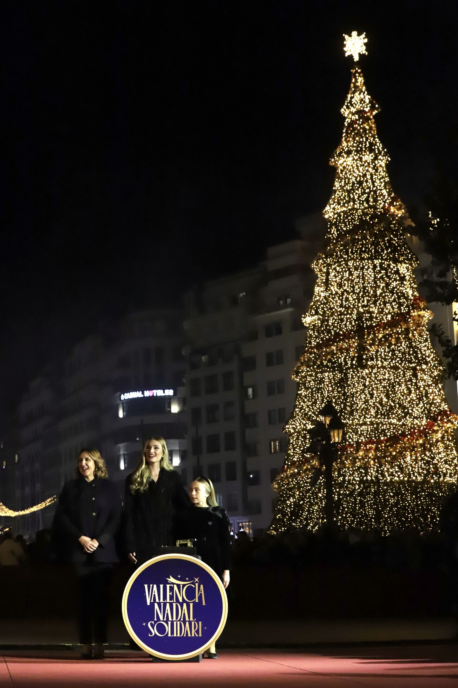 FOTOS: Valencia enciende las luces de Navidad 2024