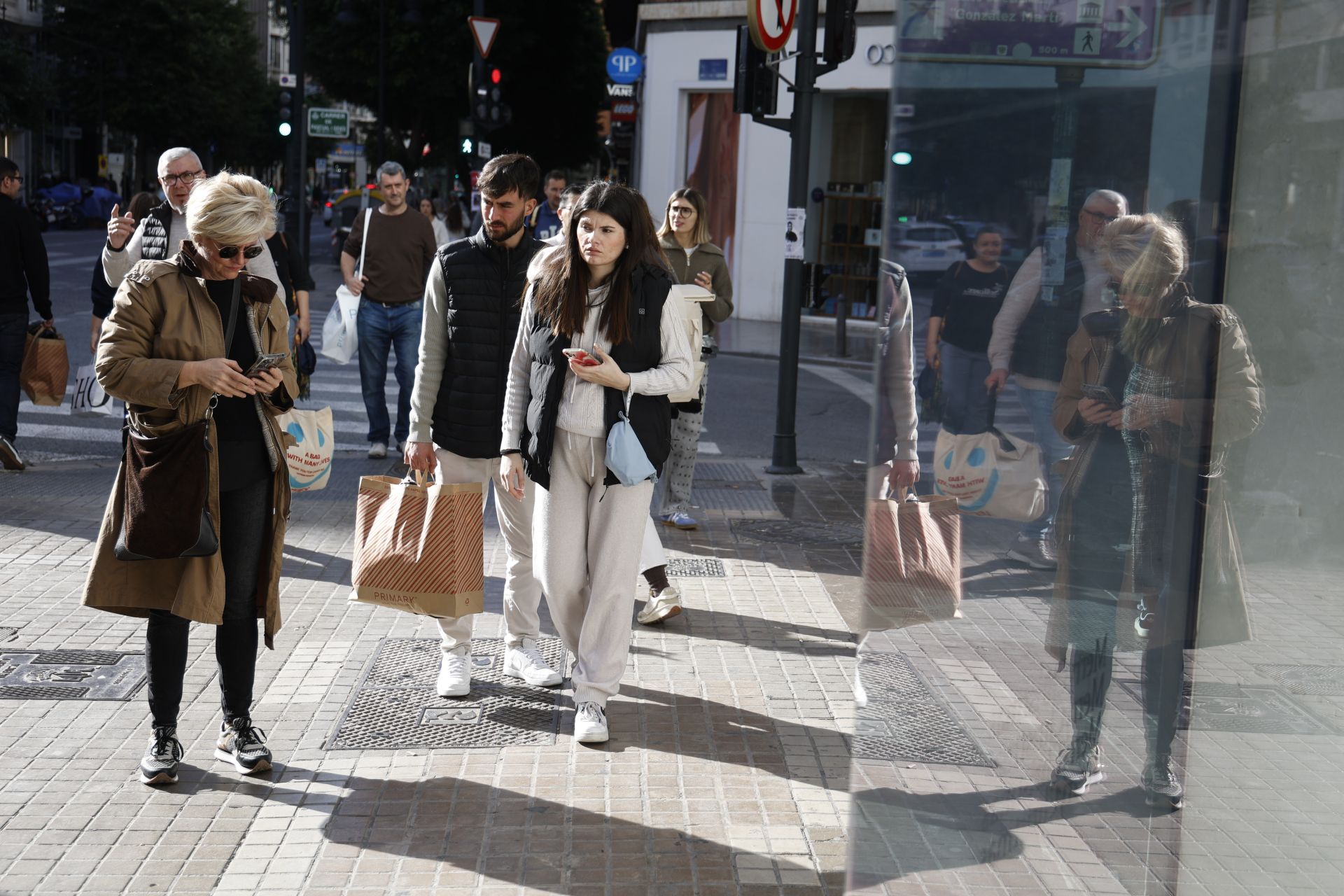 Un viernes festivo de compras por Valencia