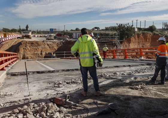 Tramo en construcción de la CV-36.