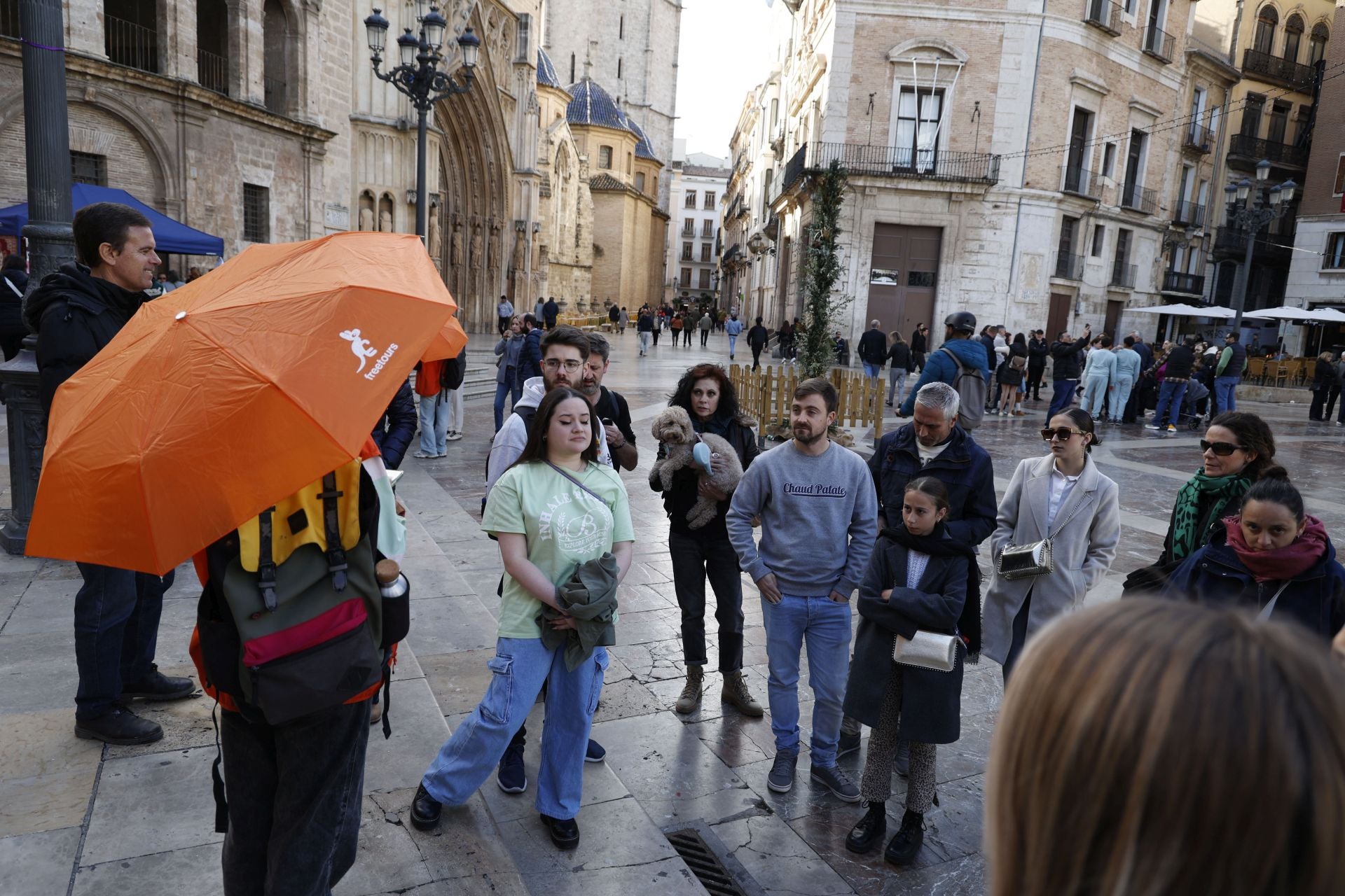 Ni el frío desanima a los turistas en Valencia