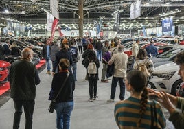 Una cita de récord con más de 43.000 asistentes en la Feria del Automóvil de Valencia.