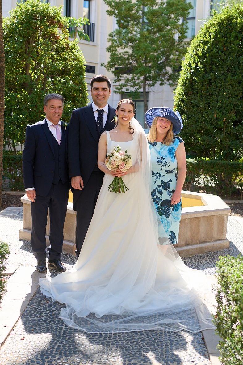 Los momentos más emotivos de la boda de Ismael Zahrawi y Zoe Casey