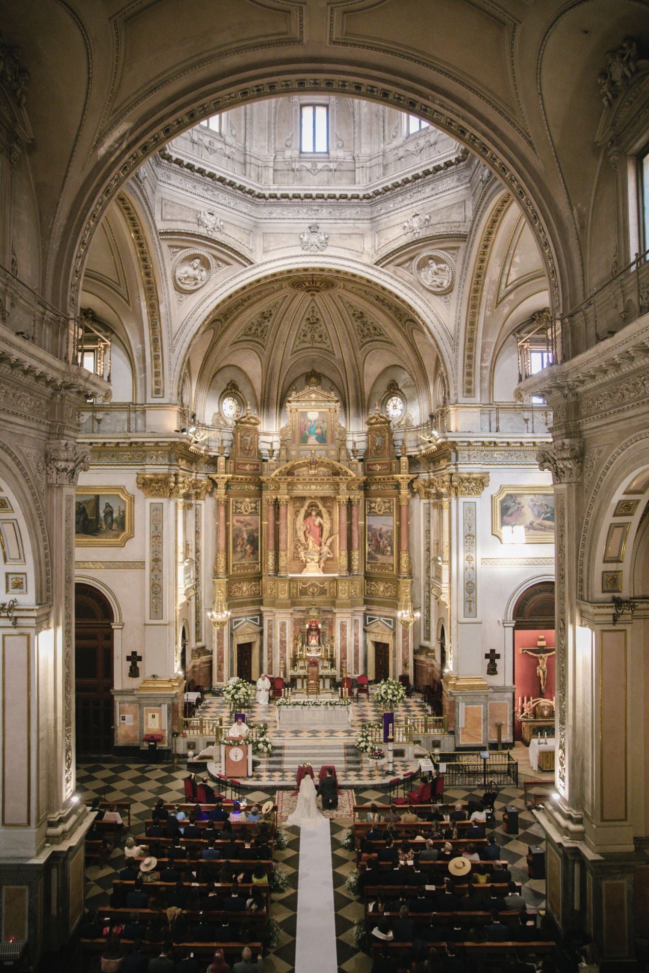 La desconocida basílica donde se han casado Ignacio y Adriana