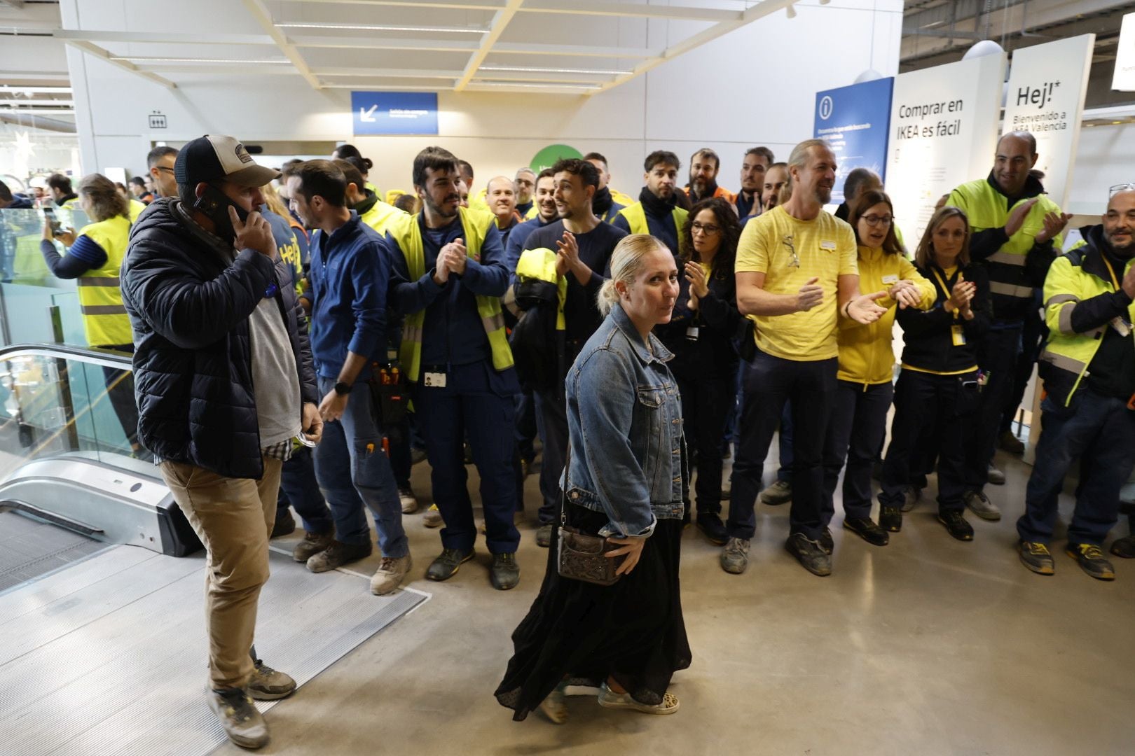 Así ha sido la reapertura de Ikea en Alfafar