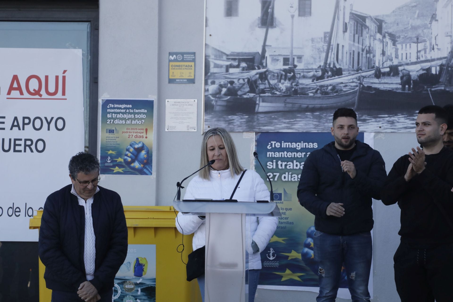 Imagen secundaria 1 - Hosteleros, pescaderos y sociedad muestran su apoyo a la pesca en Dénia, Calp y Xàbia