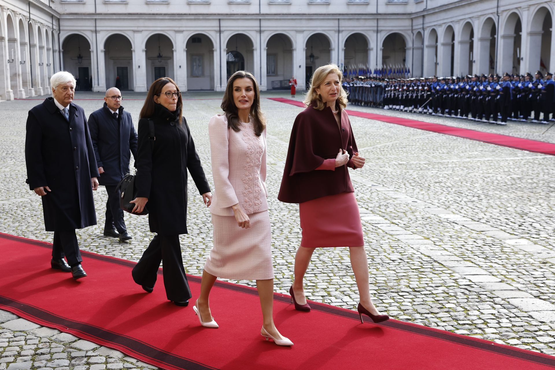 Letizia deslumbra en el viaje oficial de los Reyes a Italia