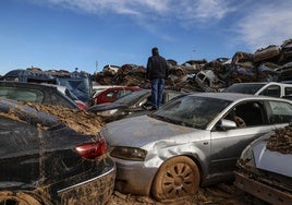 Coches dañados por la DANA.