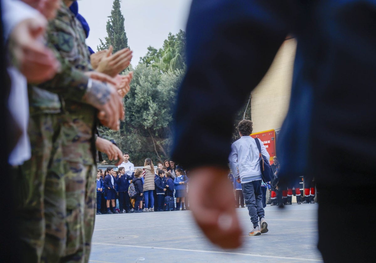 Alumnos del colegio concertado de Benetússer el 25 de noviembre, cuando volvieron a clase.