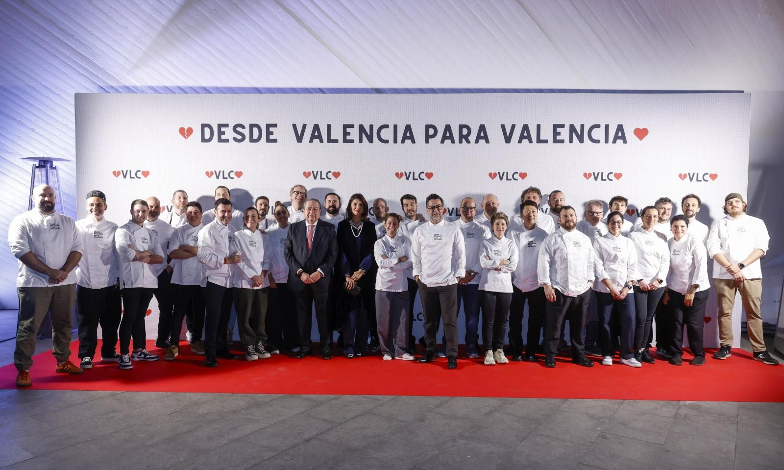 FOTOS | Cena solidaria &#039;Desde Valencia para Valencia&#039;