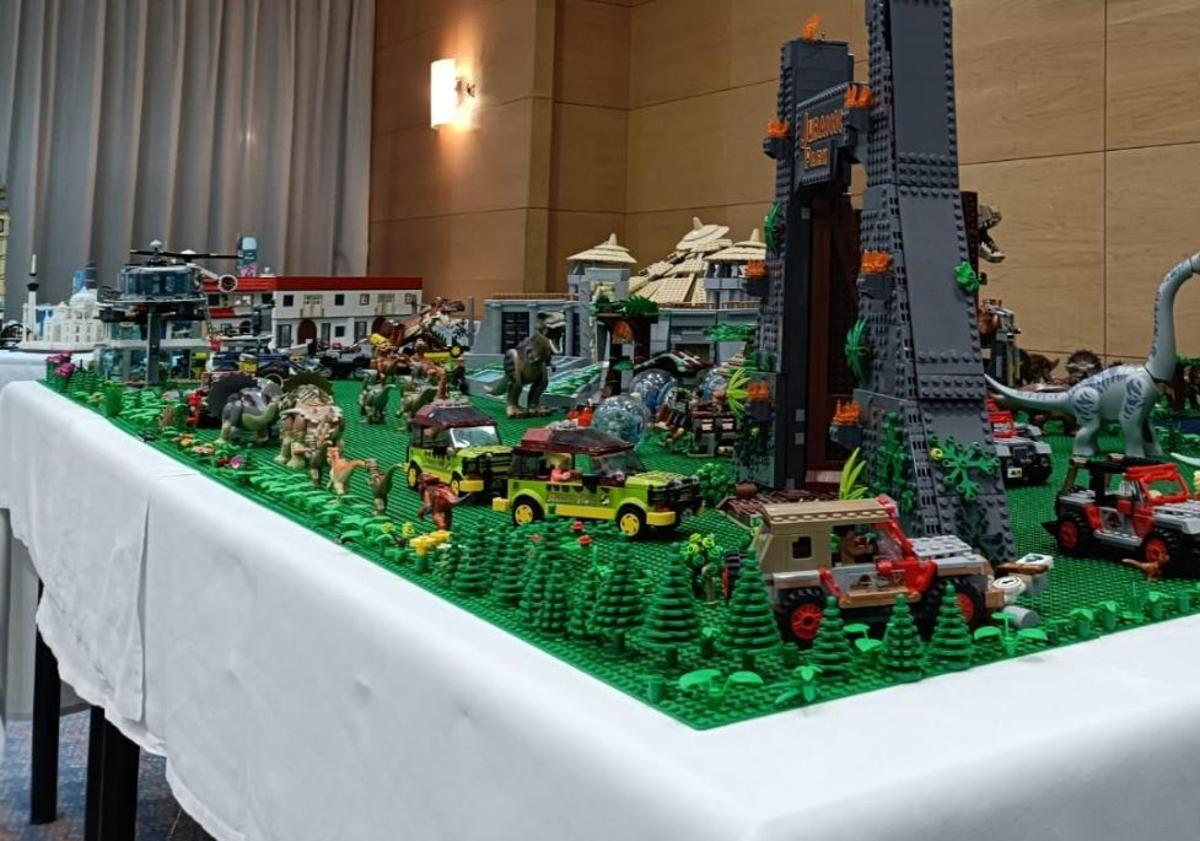 Imagen principal - Exposición de LEGO y talleres educativos gratuitos en Las Américas