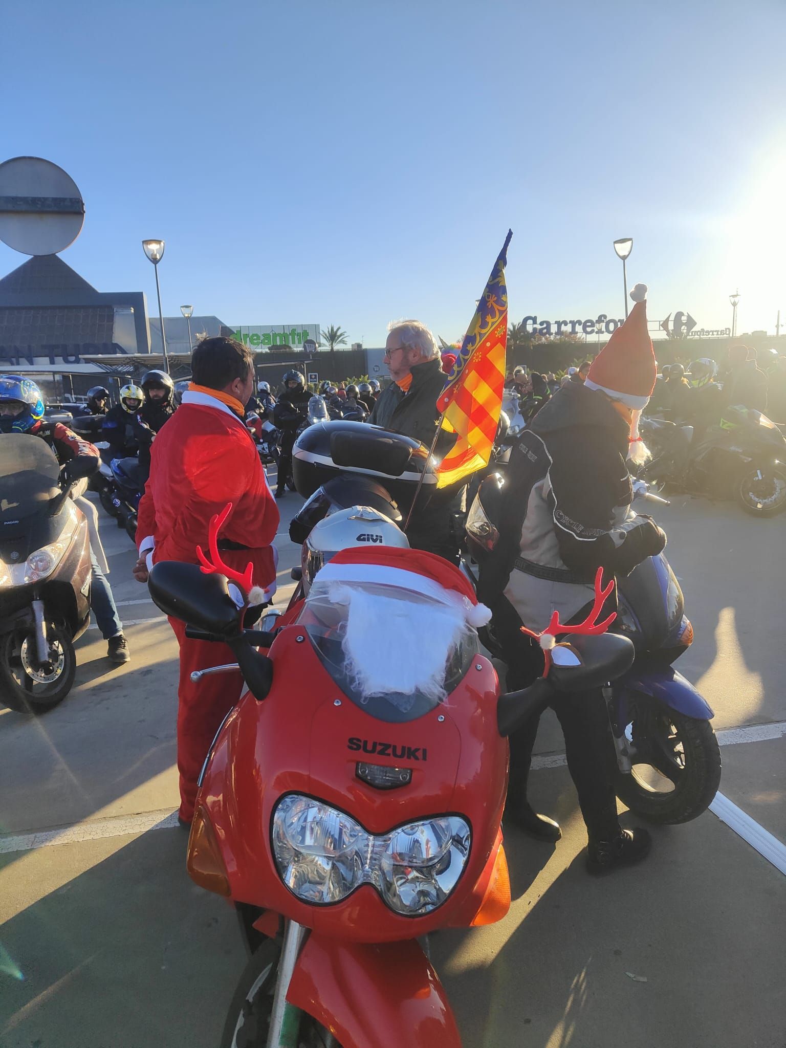 Fotos de la cabalgata motera en Valencia