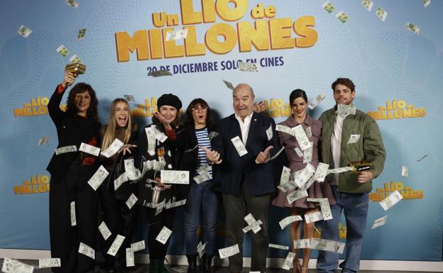 Los actores de 'Lío de millones'.