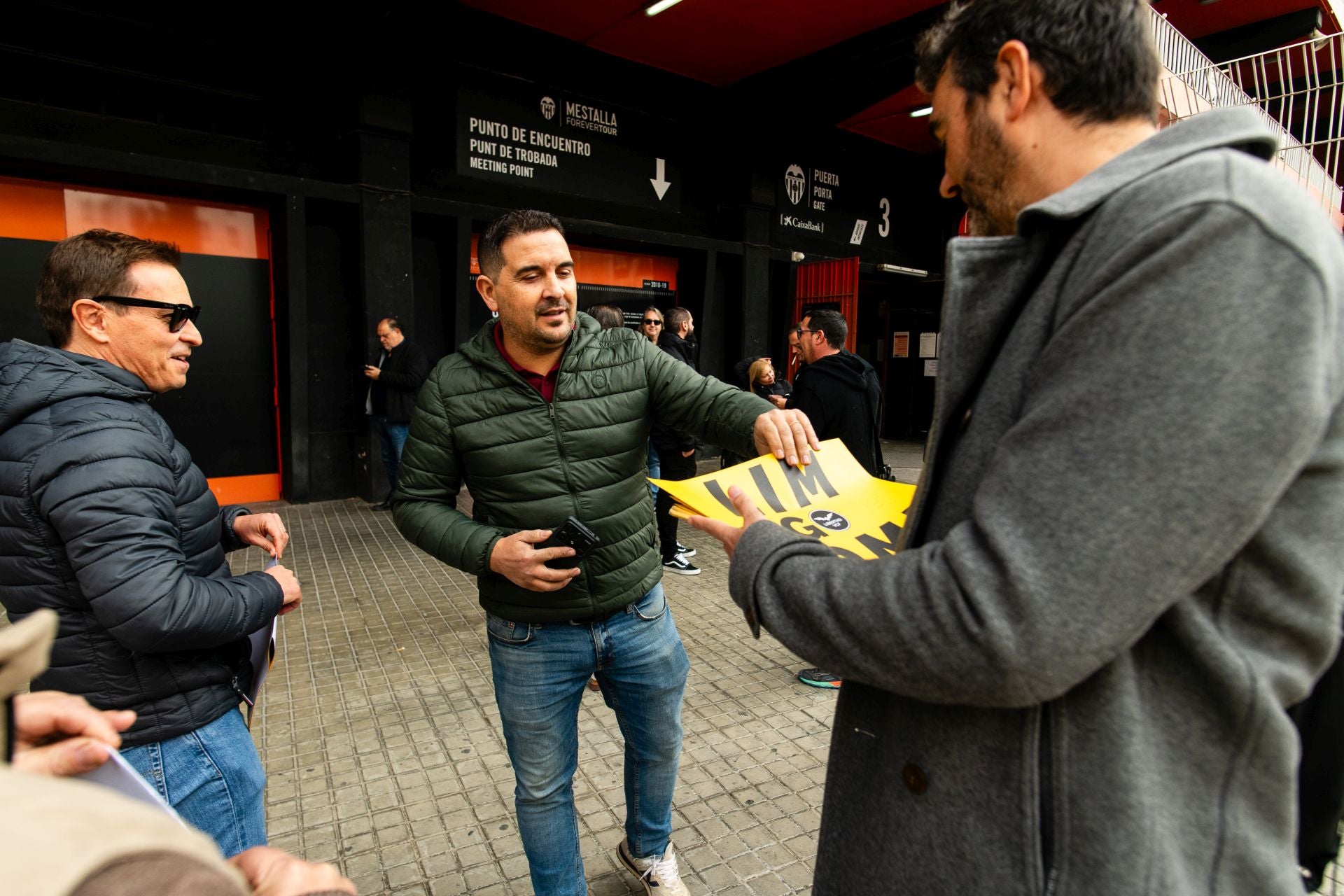 Tensión en la junta de accionistas del Valencia CF