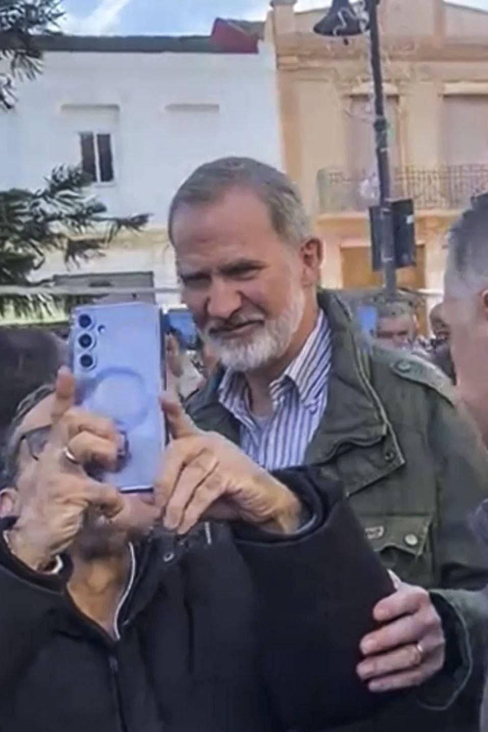 FOTOS | Los Reyes, la princesa y la infanta visitan Catarroja