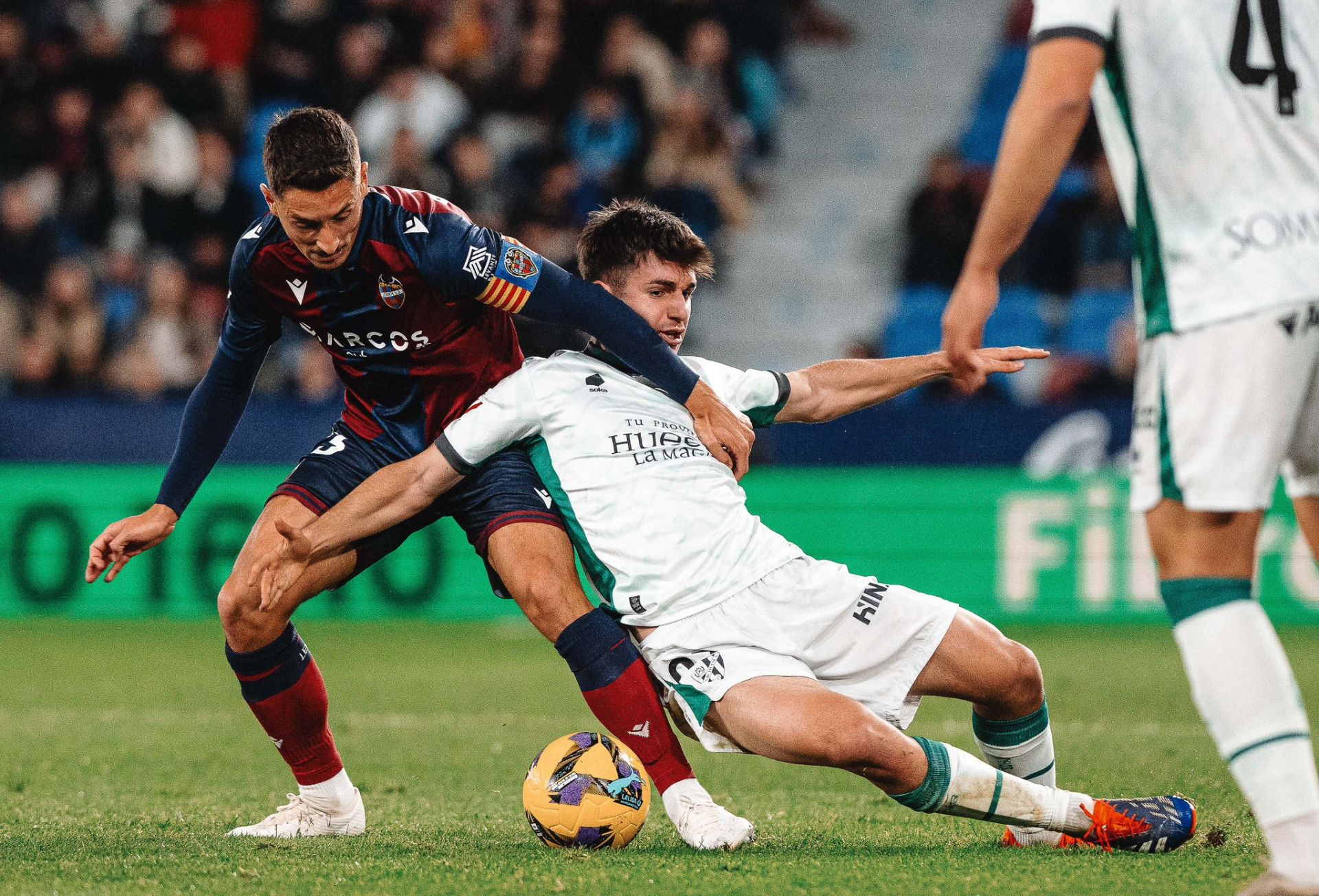 Pablo Martínez, ante el Huesca.