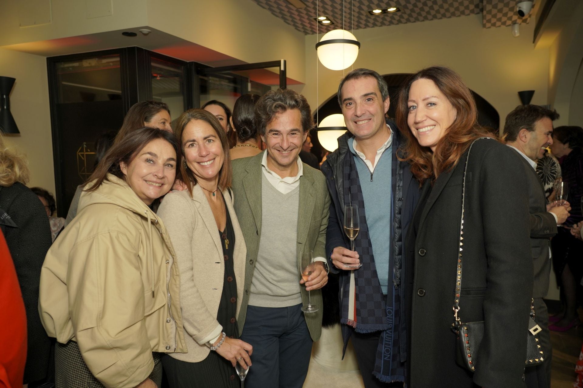 Paloma Tárrega, Bárbara de Prat, Yago Martos, Paco Bañó y Mari Carmen Bañuls.