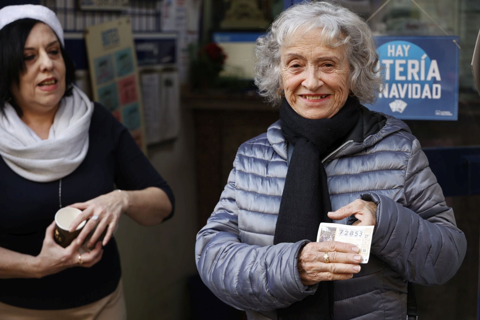 Valencia celebra el 5º premio, vendido en Matías Perelló