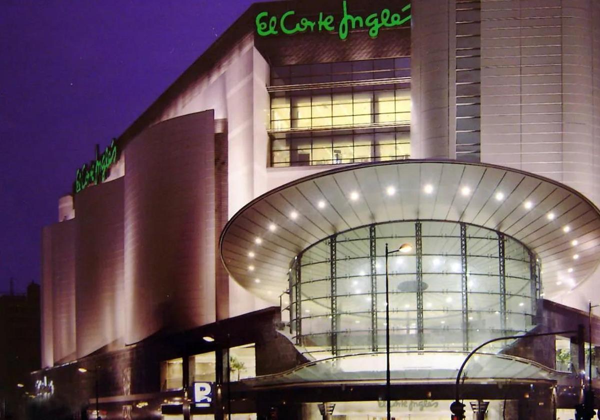 El Corte Inglés en la Avenida de Francia.