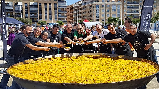 Paellas solidarias por los afectados por la riada