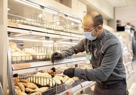 Un trabajador de Mercadona.