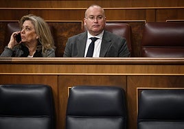 Macarena Montesinos y Miguel Tellado, en el Congreso.