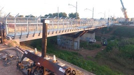 Pasarela sobre el barranco del Carraixet, en Valencia.