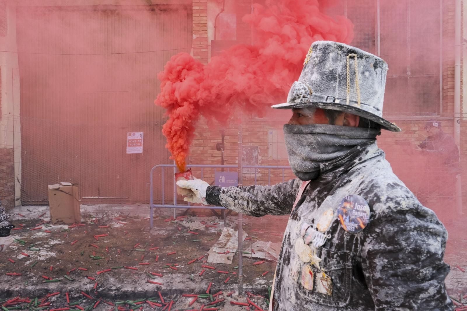 FOTOS | La batalla de els enfarinats vuelve a IBI