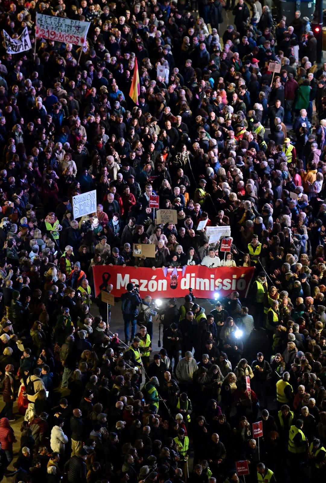 FOTOS | Tercera manifestación en Valencia contra la gestión política de la dana