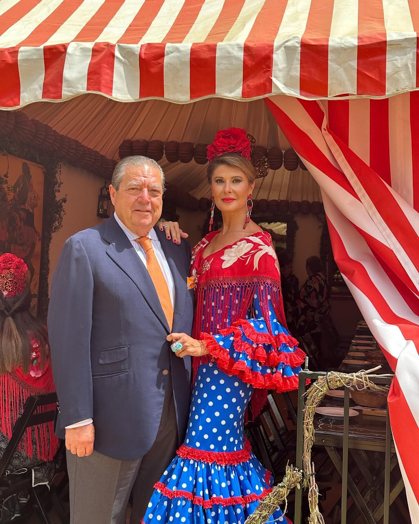 Vicente Boluda y Esther Pastor en la feria de abril de Sevilla. 