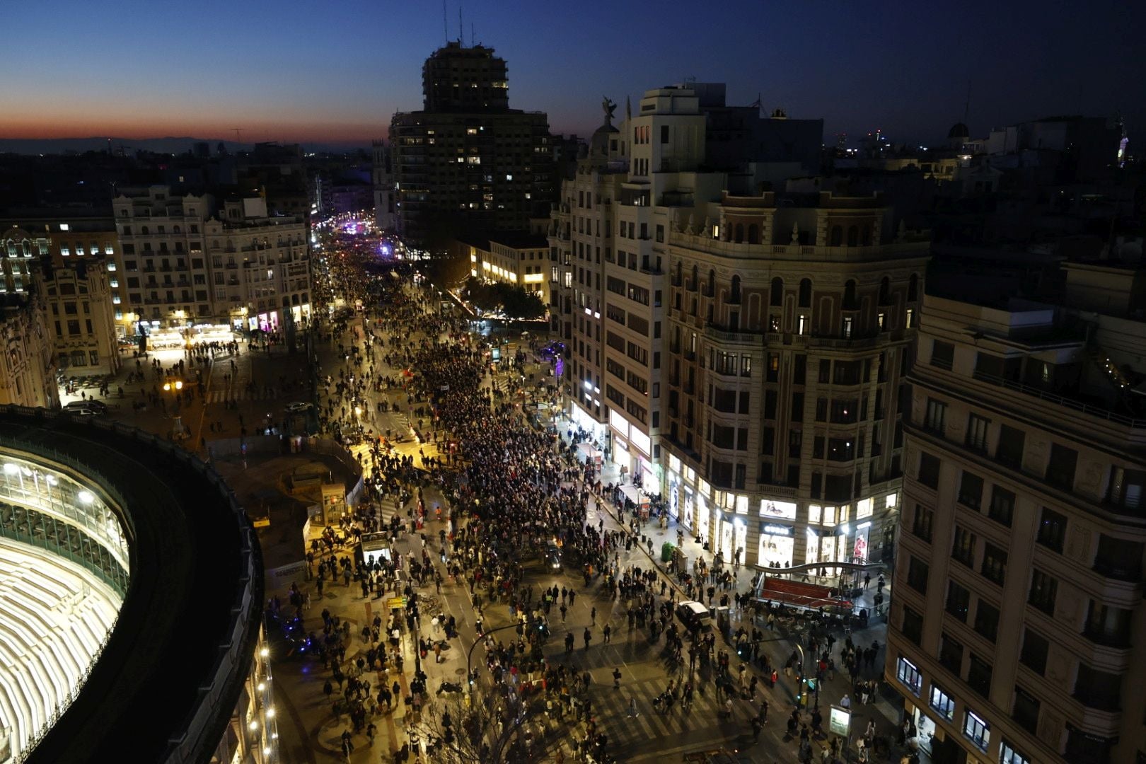 FOTOS | Tercera manifestación en Valencia contra la gestión política de la dana