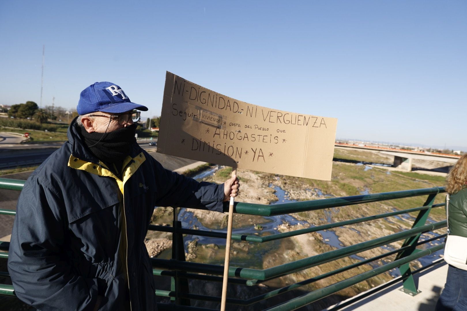 Fotos del homenaje en La Torre a la víctima de la dana de Valencia