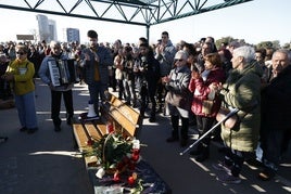 Fotos del homenaje en La Torre a la víctima de la dana de Valencia