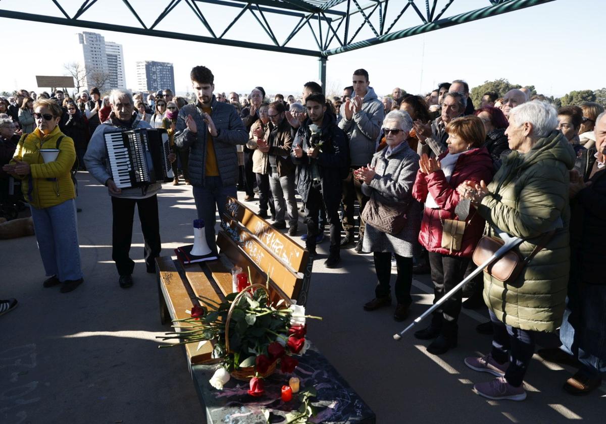 Fotos del homenaje en La Torre a la víctima de la dana de Valencia