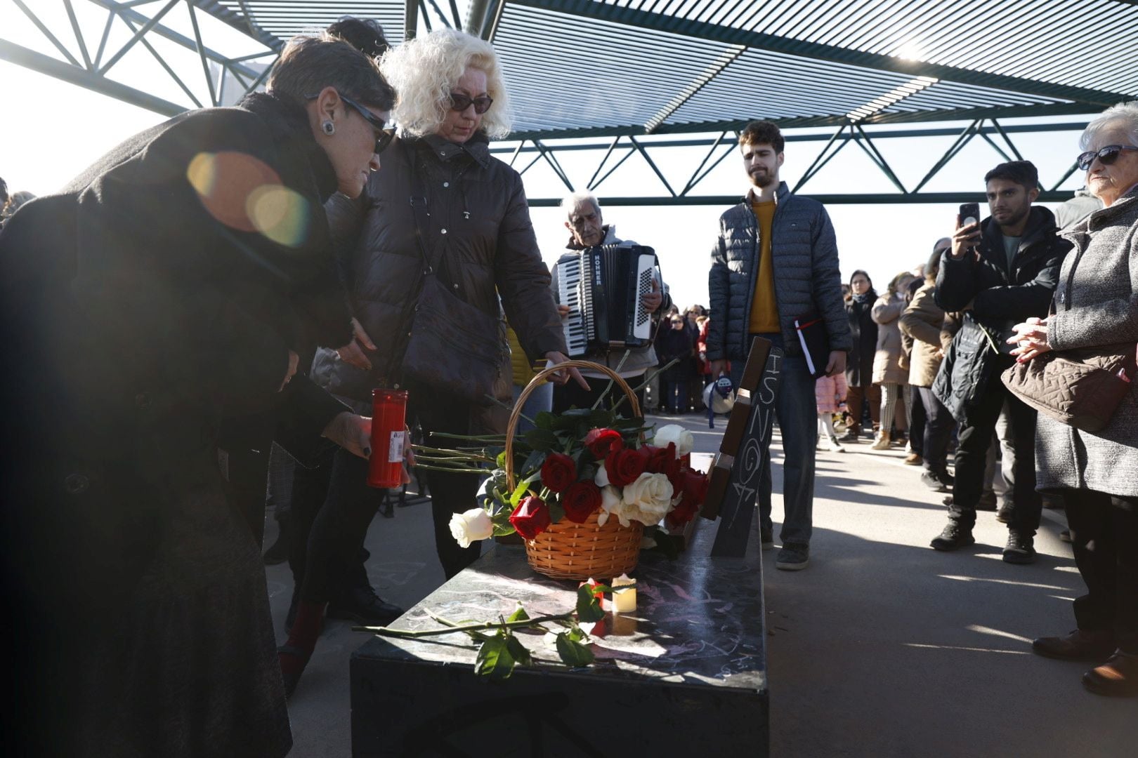 Fotos del homenaje en La Torre a la víctima de la dana de Valencia