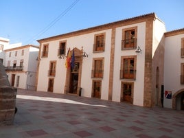 El Ayuntamiento de Xàbia.