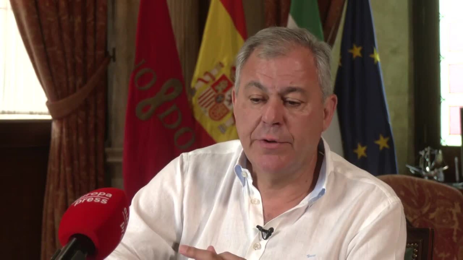 Sanz desvela "conversaciones" con Adif para que el Ayuntamiento asuma Plaza de Armas