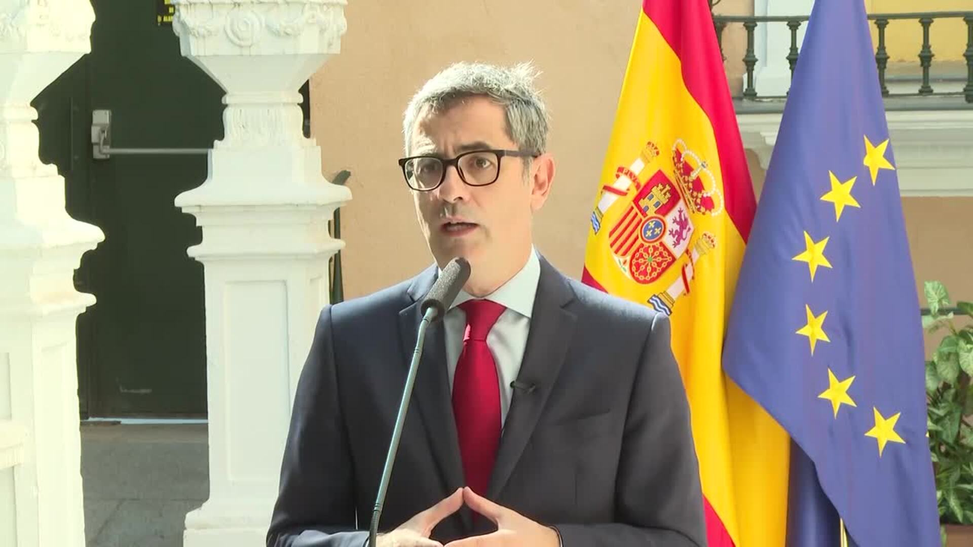 Bolaños, sobre la entrega de la declaración de Sánchez a los abogados: "Blanco y en botella"