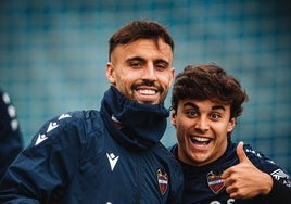 Óscar Clemente y Carlos Álvarez, durante un entrenamiento de esta temporada