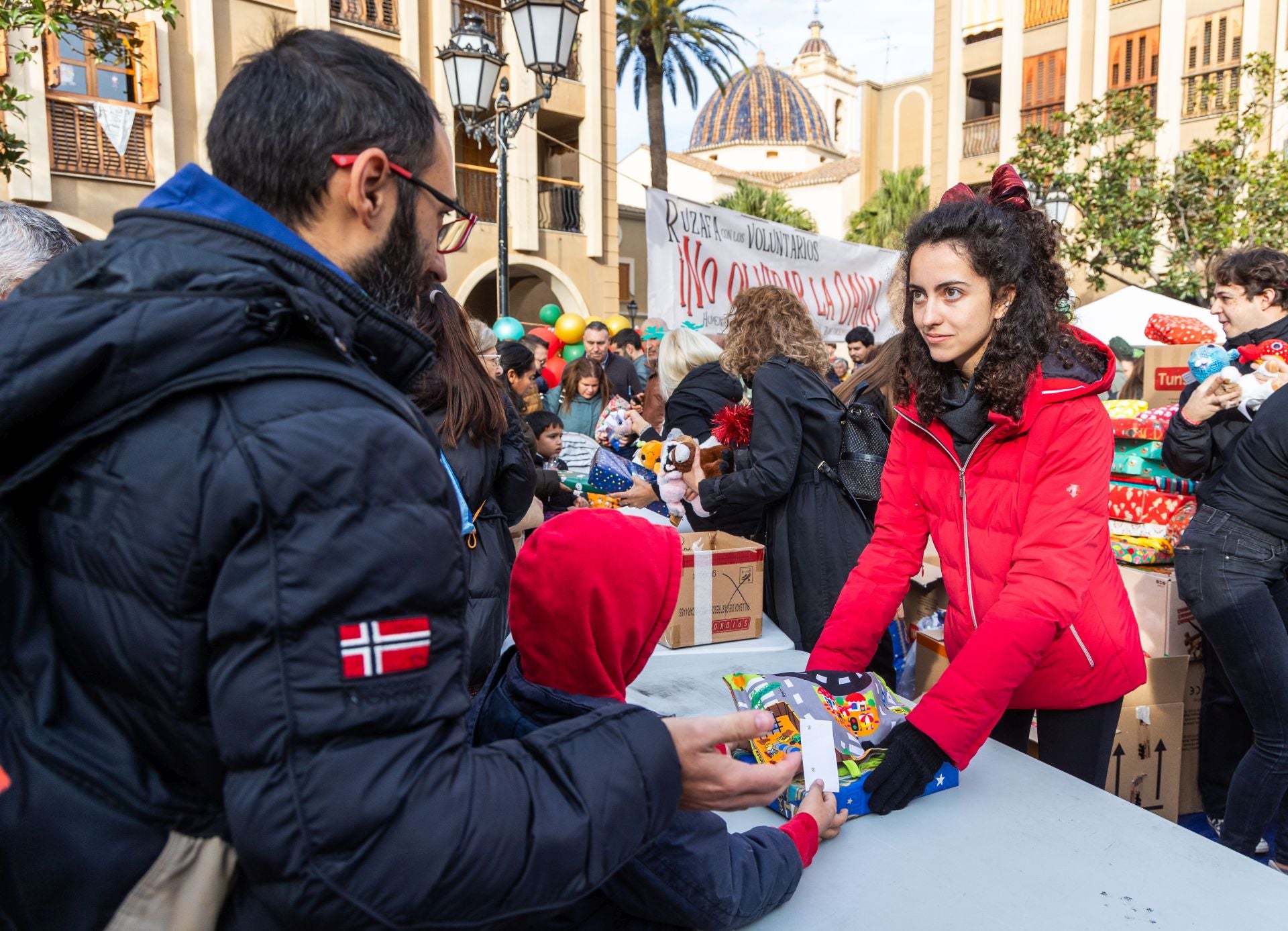 La ilusión de los Reyes Magos llega a la zona cero de la dana