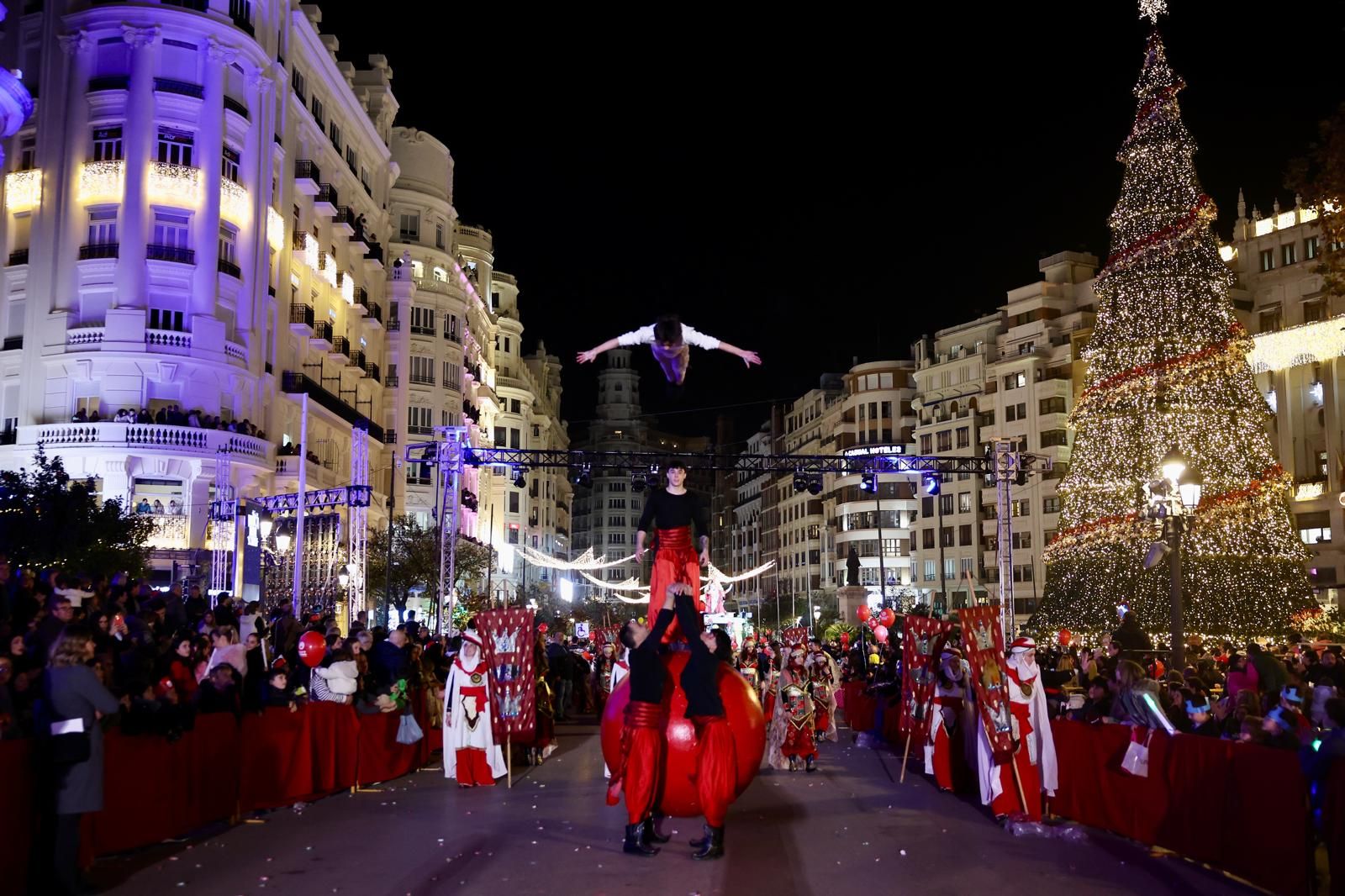 Cabalgata de los Reyes Magos en Valencia 2025